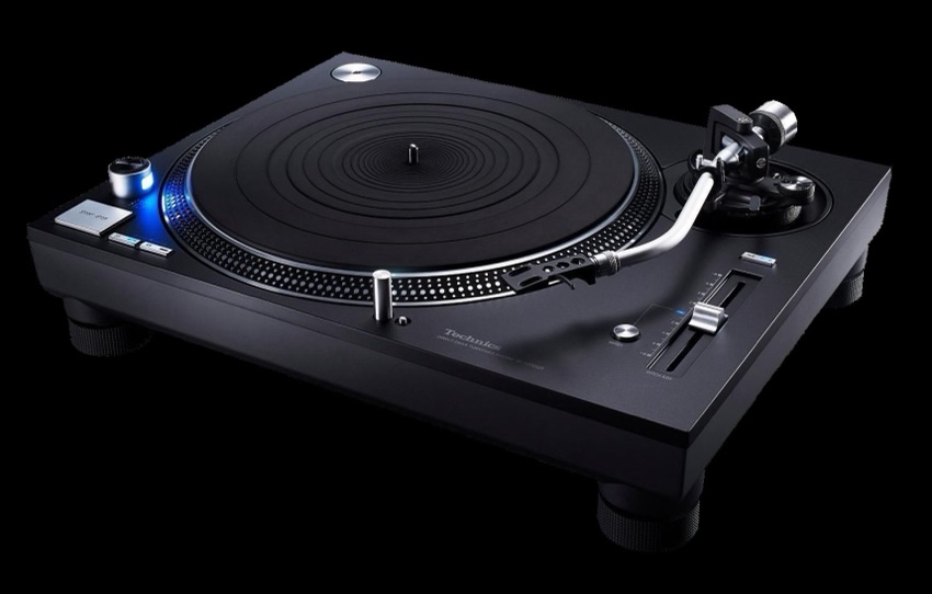 Technics direct-drive turntable